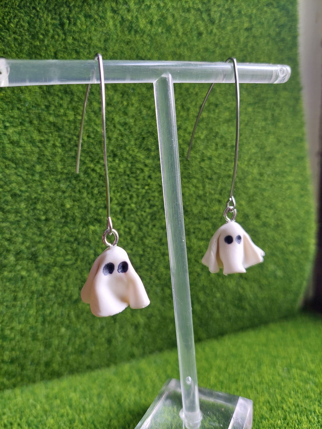 Ghost dangling earrings | Dúil Jewellery | Halloween earrings