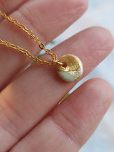 Load image into Gallery viewer, Dúil Gold necklace
