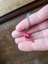 Load image into Gallery viewer, Dúil Fuchsia Necklace
