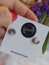 Load image into Gallery viewer, Dúil Khaki &amp; pink studs
