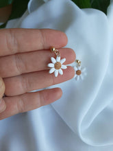 Load image into Gallery viewer, Dúil Dainty daisy earrings || handmade in Ireland || polymer clay earrings || small earrings || lightweight earrings || flower earrings
